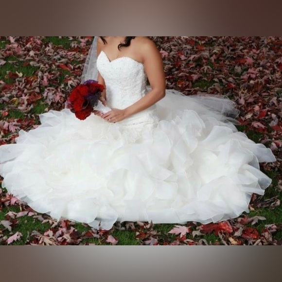 Mori Lee Wedding Dress. Size 6. No alterations. - Picture 5 of 8